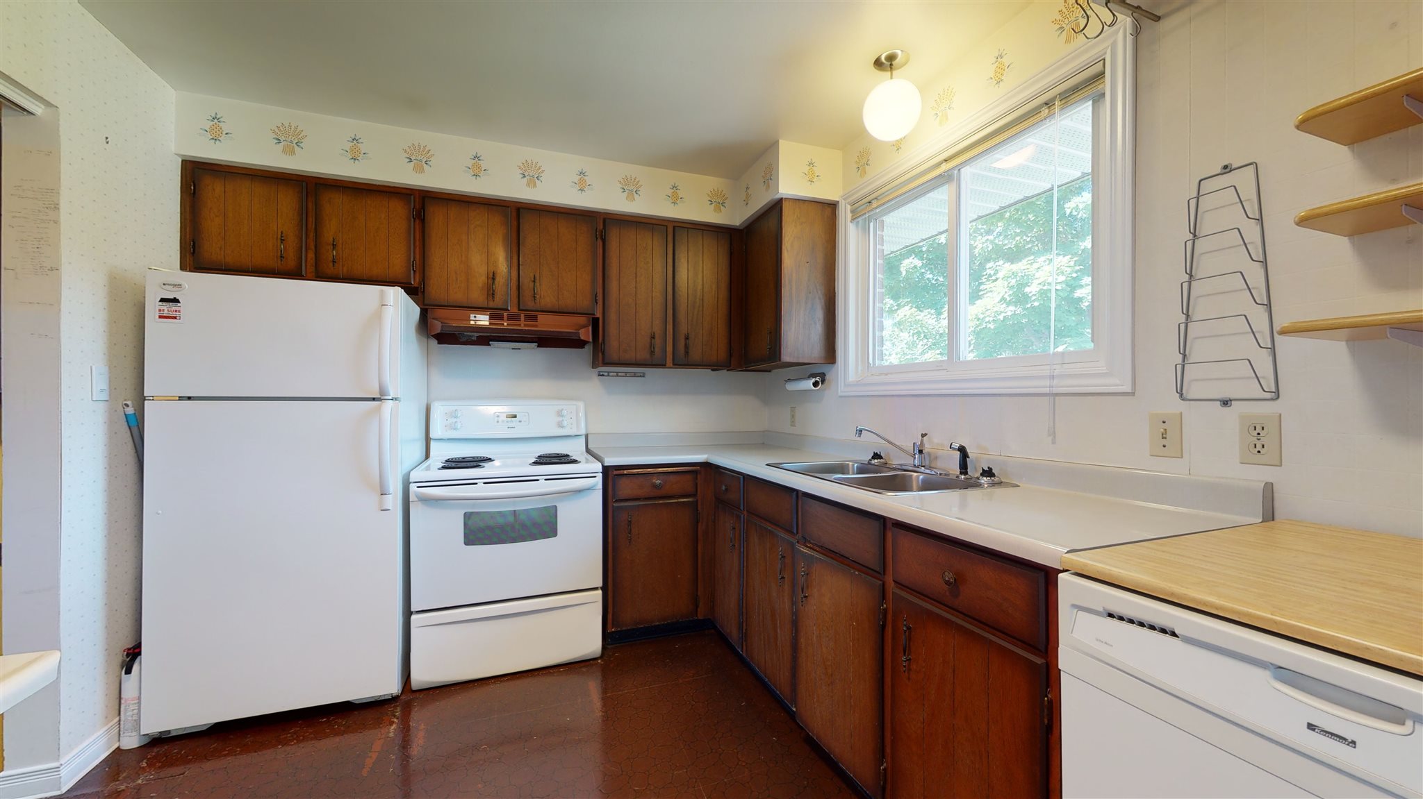 375 Glen Castle Road, Kingston Ontario, Canada