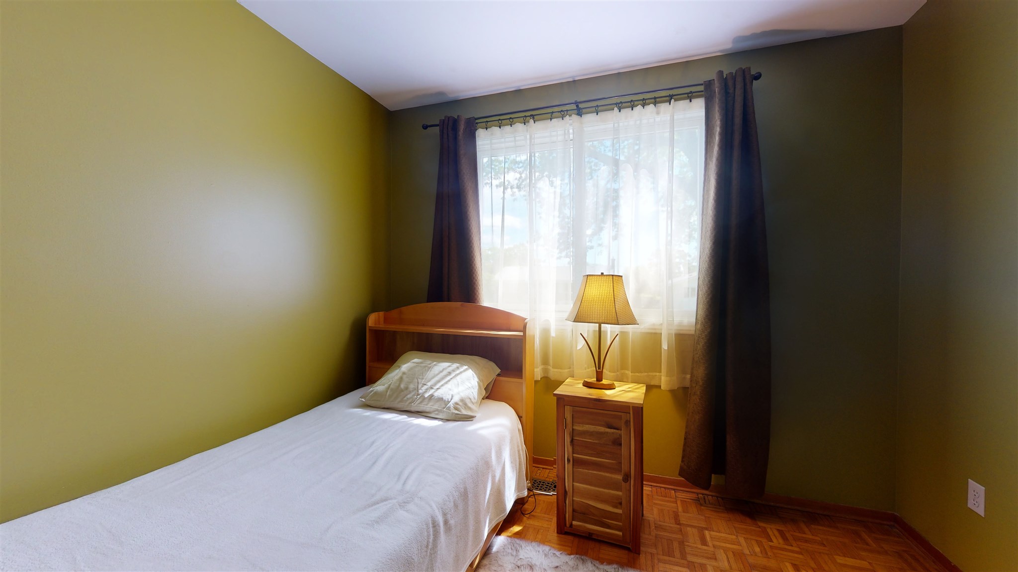 375 Glen Castle Road, Kingston Ontario, Canada