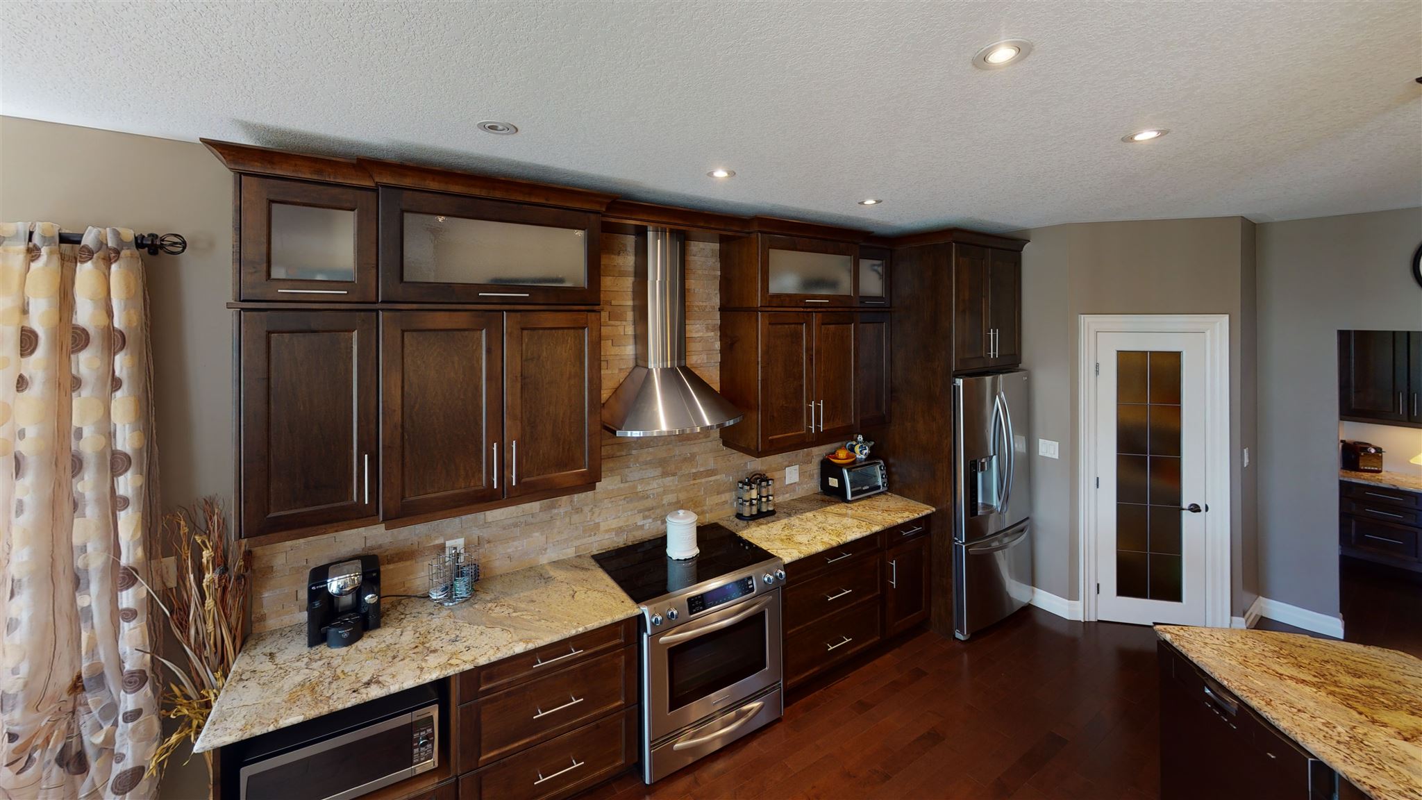 821 Roshan Drive, Kingston Ontario, Canada