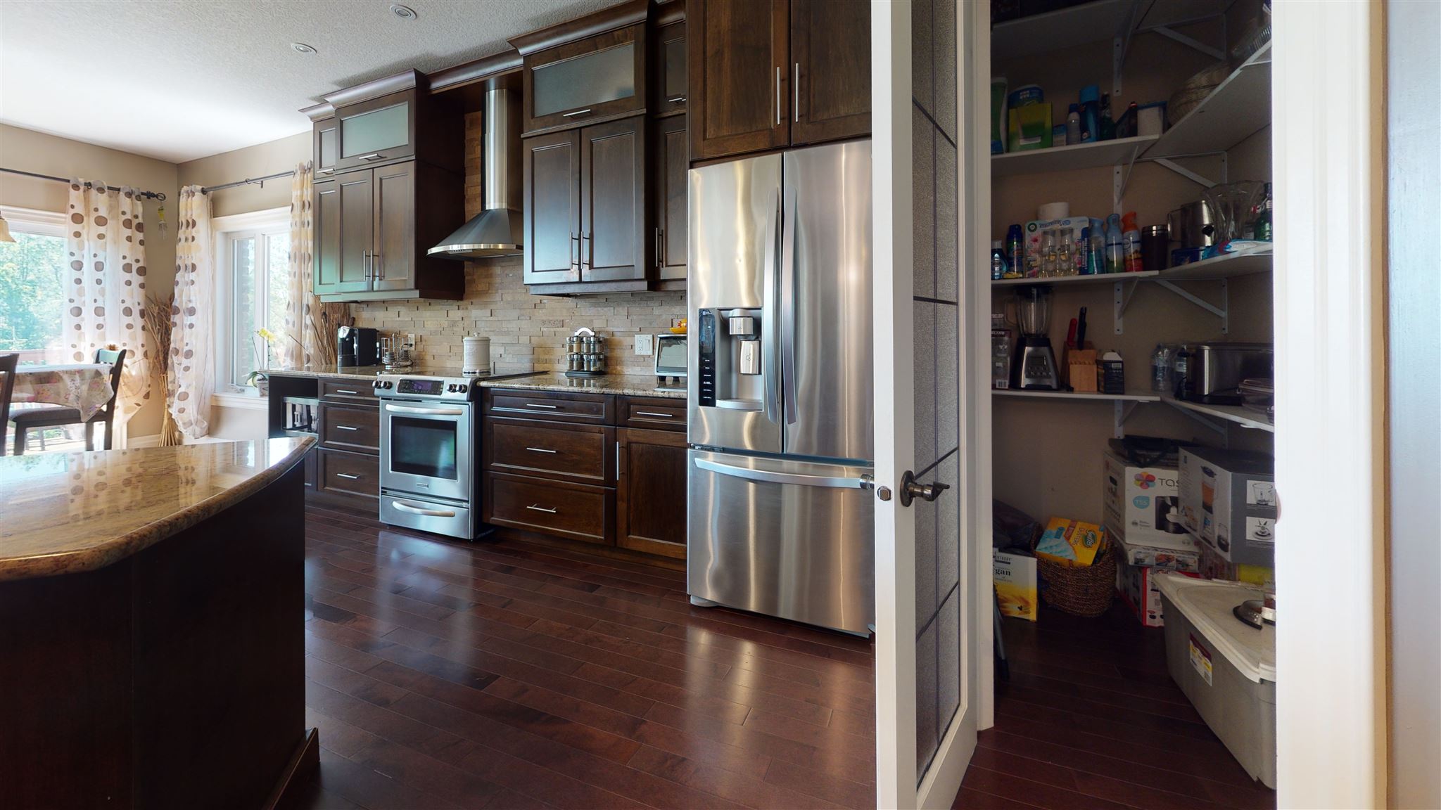821 Roshan Drive, Kingston Ontario, Canada