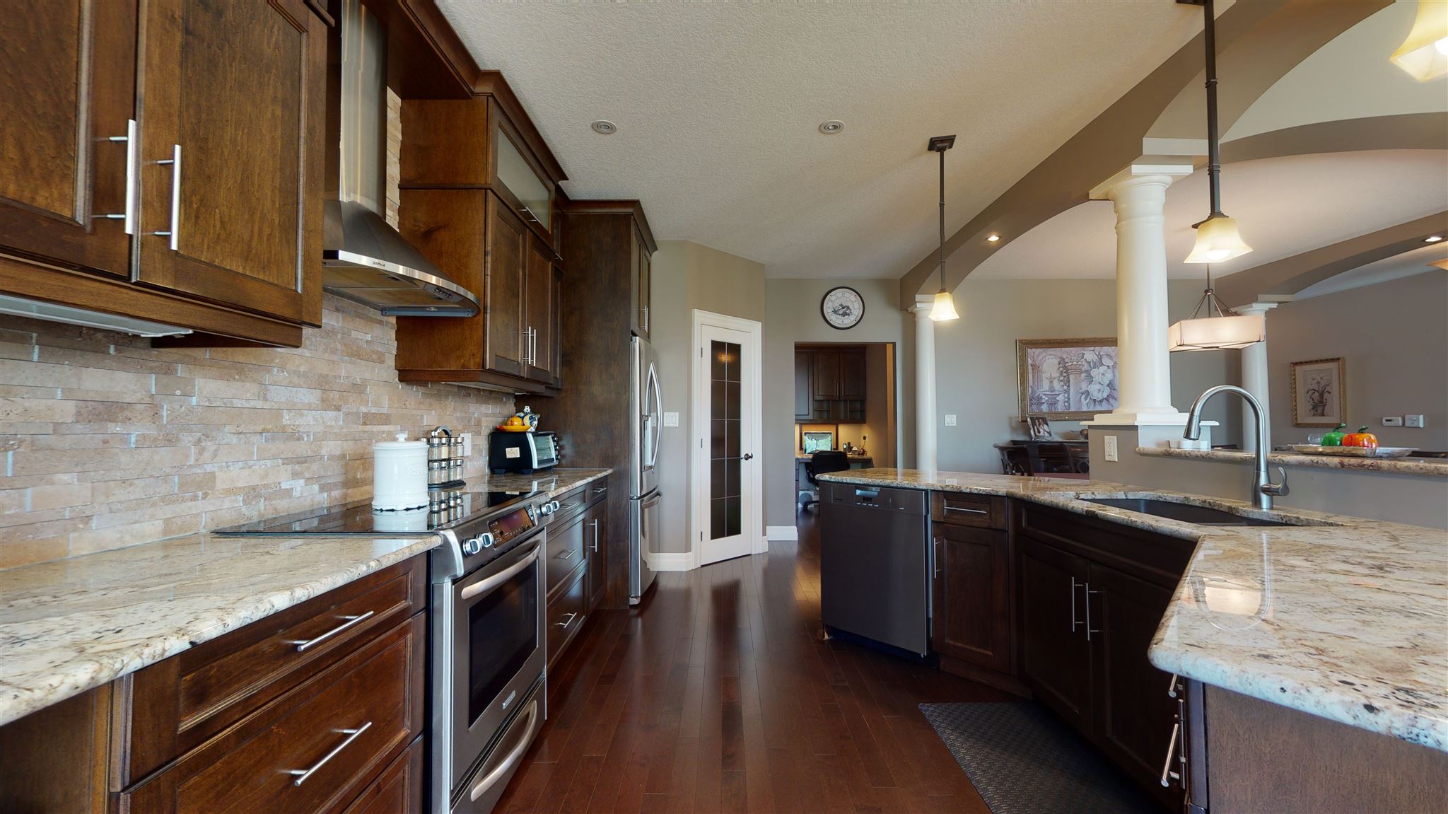 821 Roshan Drive, Kingston Ontario, Canada