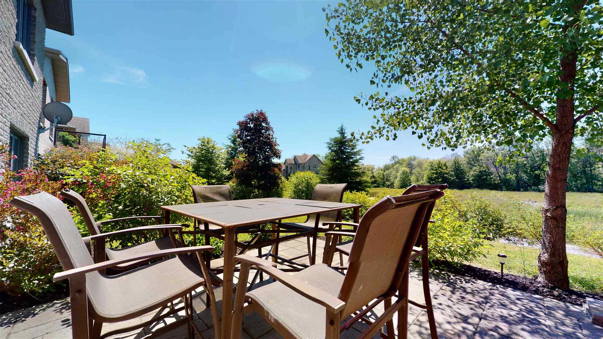 821 Roshan Drive, Kingston Ontario, Canada