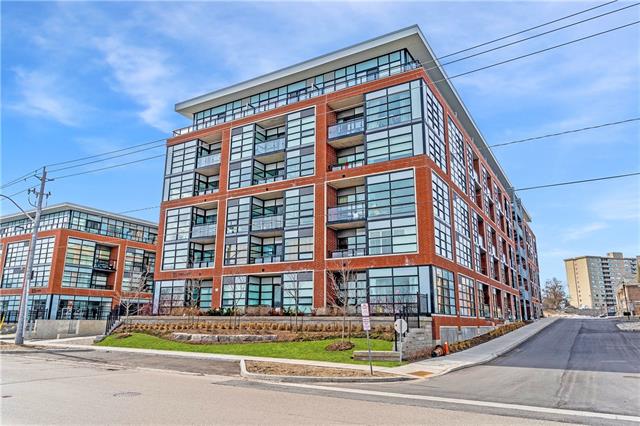 306 15 PRINCE ALBERT Boulevard, Kitchener Ontario, Canada