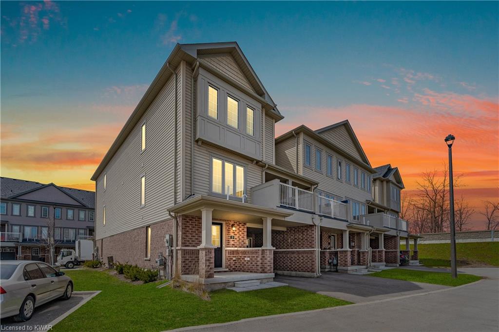 420 LINDEN Drive Unit# 18, Cambridge, Ontario, Canada