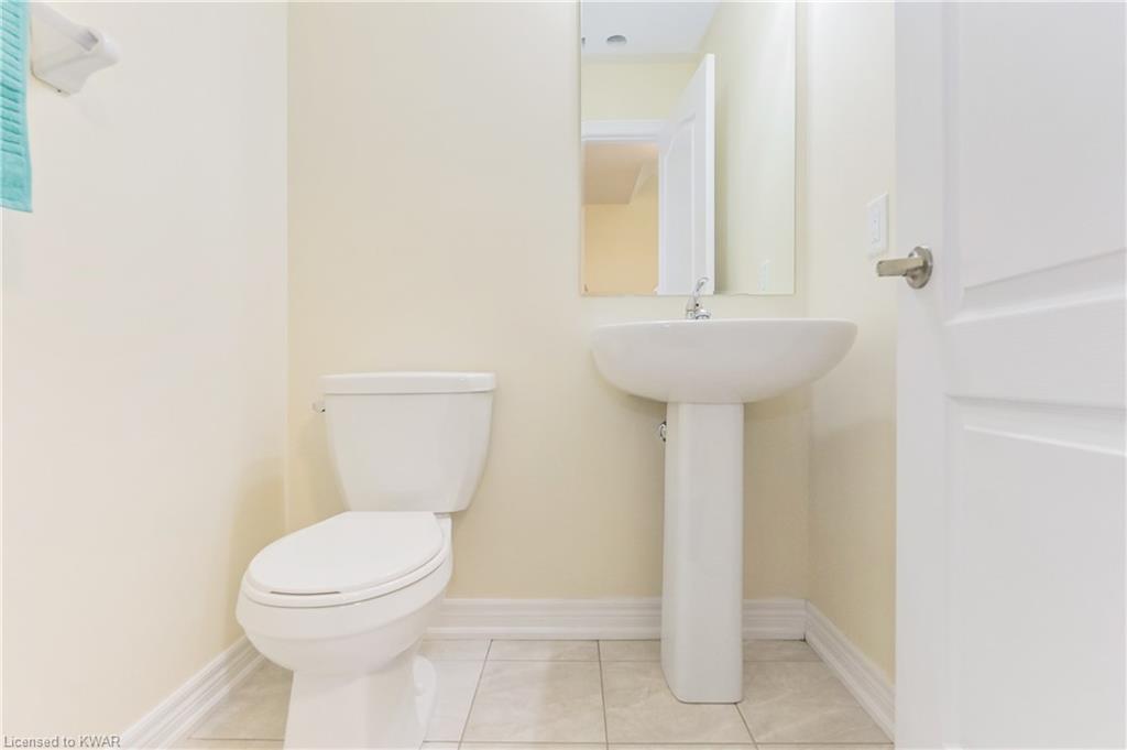 420 LINDEN Drive Unit# 18, Cambridge, Ontario, Canada