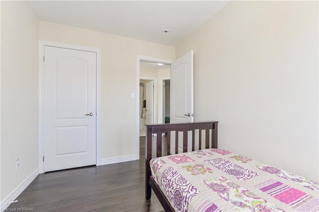 420 LINDEN Drive Unit# 18, Cambridge, Ontario, Canada