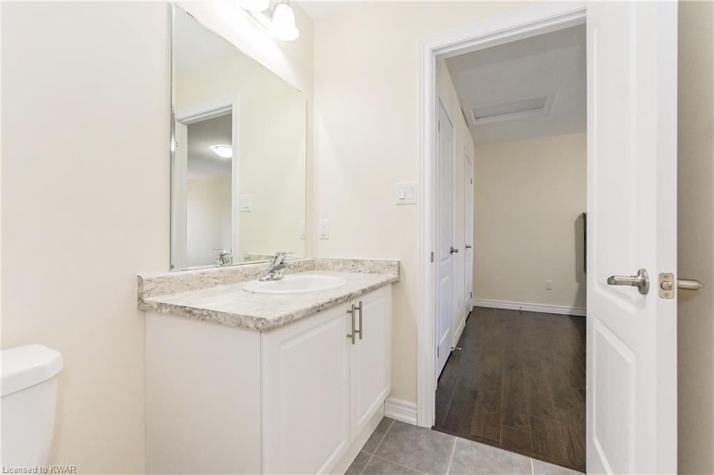 420 LINDEN Drive Unit# 18, Cambridge, Ontario, Canada