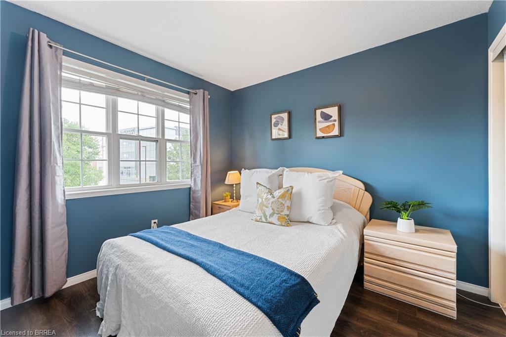 7 DUNCAN Avenue, Brantford, Ontario, Canada