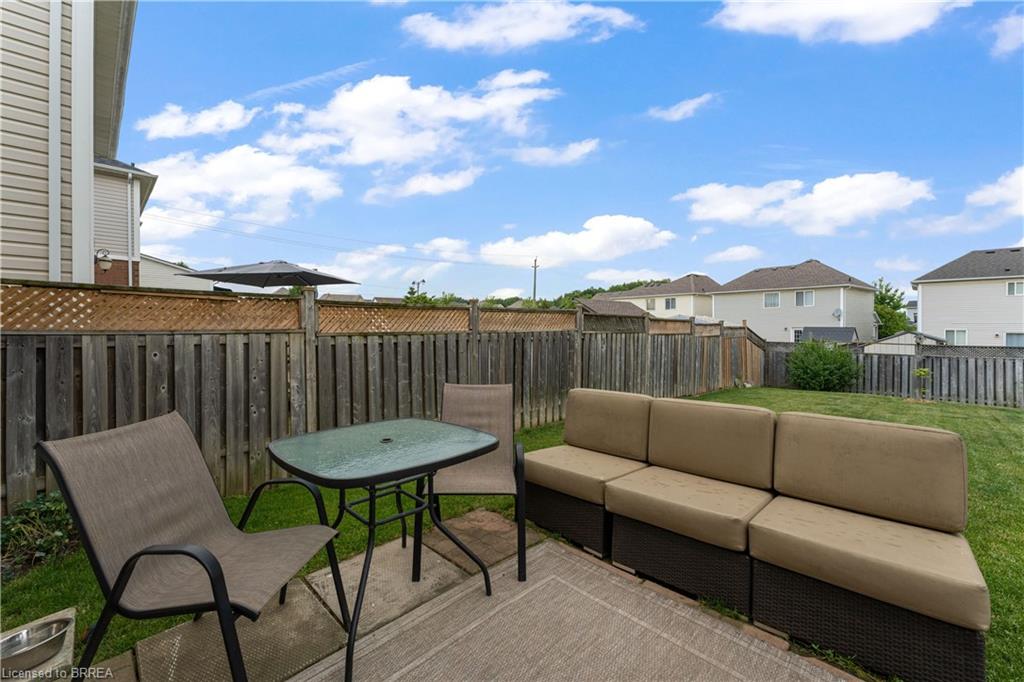 7 DUNCAN Avenue, Brantford, Ontario, Canada