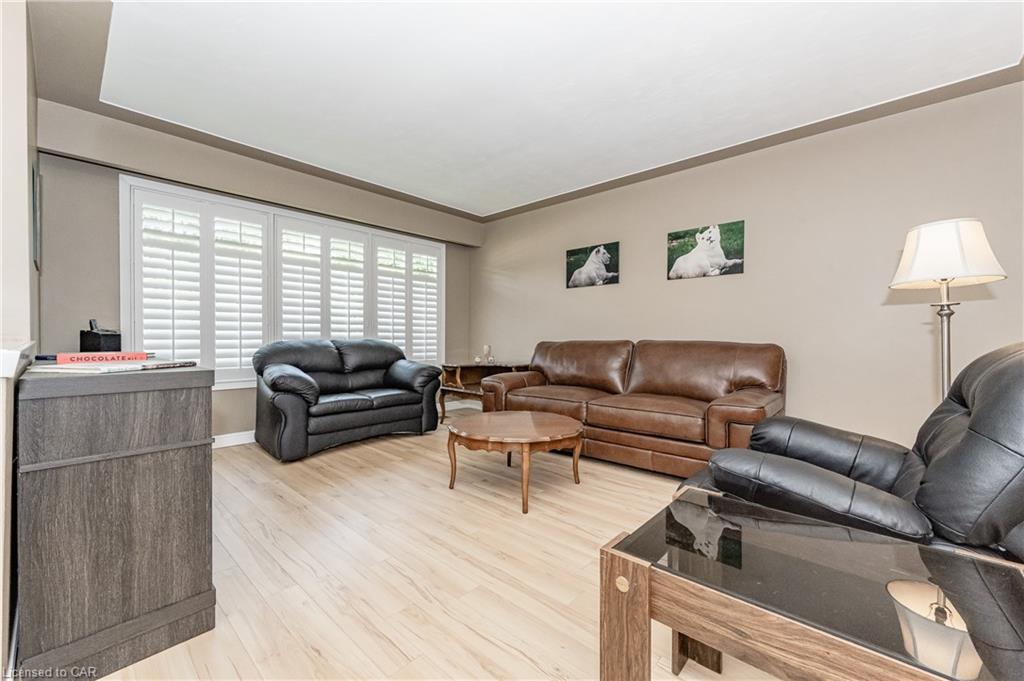 31 DREGER Avenue, Kitchener, Ontario, Canada