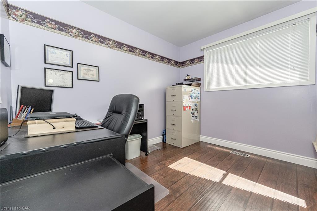 31 DREGER Avenue, Kitchener, Ontario, Canada