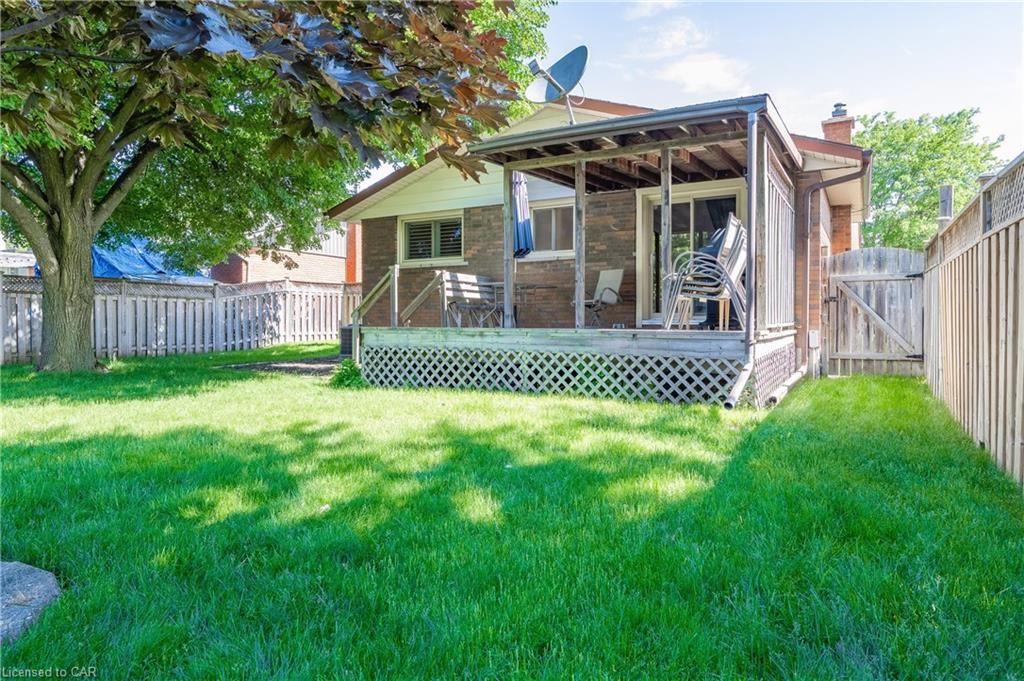 31 DREGER Avenue, Kitchener, Ontario, Canada