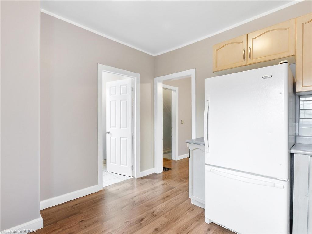 35 ELGIN Street, Brantford, Ontario, Canada