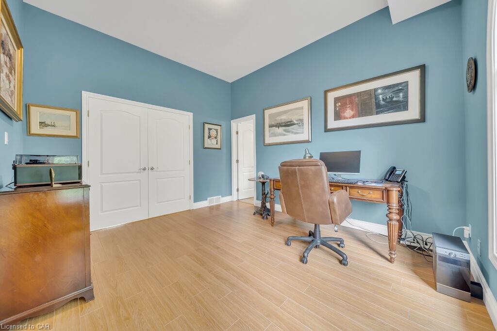 89 DEERPATH Road, Cambridge, Ontario, Canada