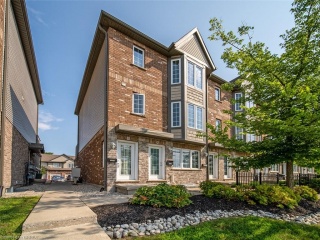 758 BLEAMS Road Unit# B, Kitchener Ontario, Canada