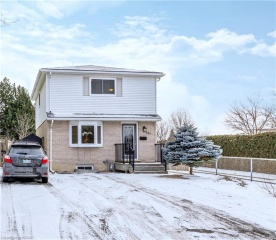 301 RISTAU Place, Kitchener Ontario, Canada