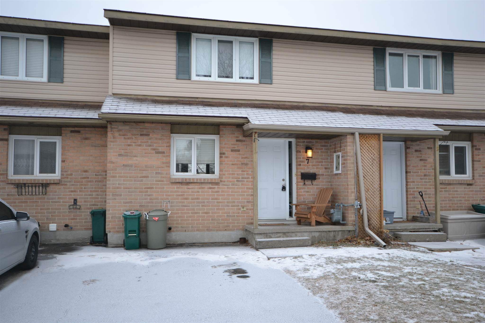 7 COVENTRY Crescent, Kingston Ontario, Canada