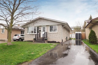 69 MONTEAGLE Crescent, Kitchener Ontario, Canada
