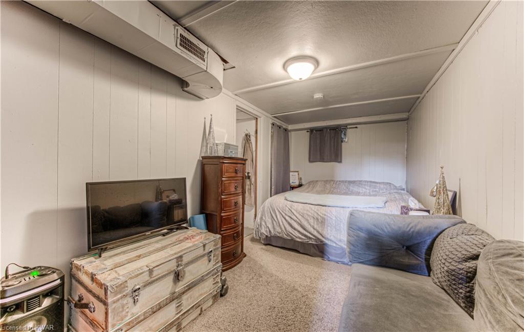 296 BLUEVALE Street N Unit# D, Waterloo, Ontario, Canada
