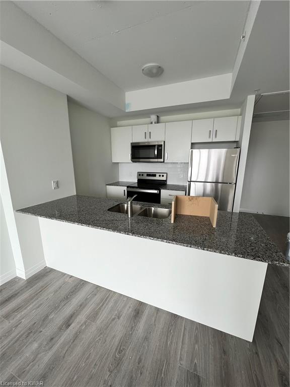 114-120 VICTORIA Street Unit# 707, Kitchener, Ontario, Canada
