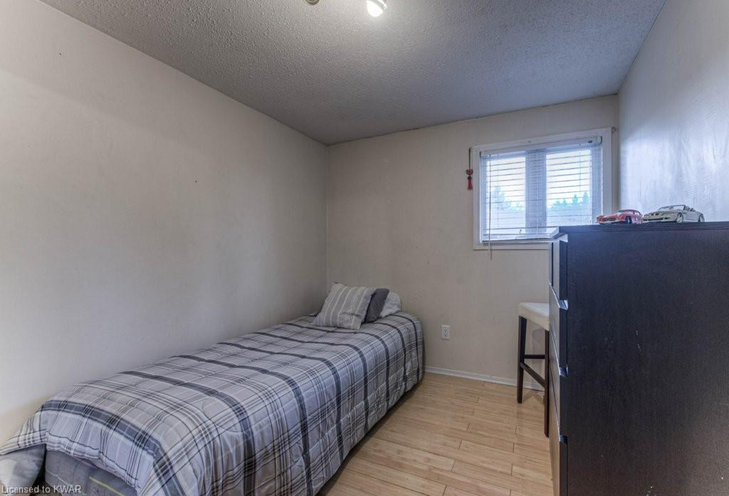 31 FRAN ELLEN Crescent, Kitchener, Ontario, Canada