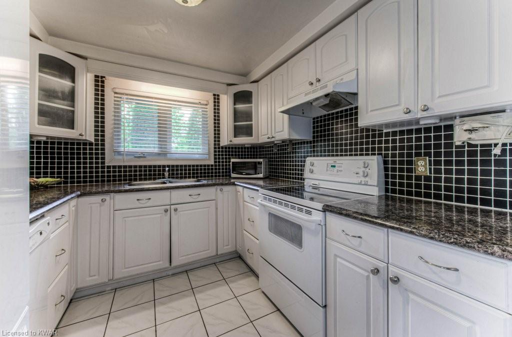 31 FRAN ELLEN Crescent, Kitchener, Ontario, Canada