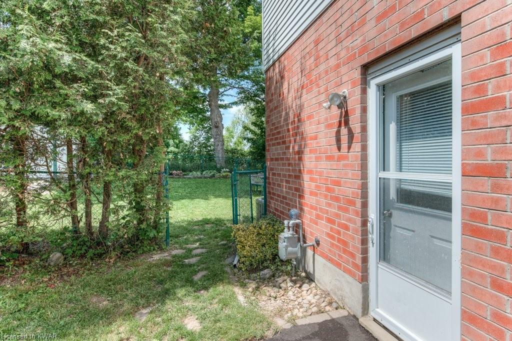 68 RAUCH Court, Kitchener, Ontario, Canada