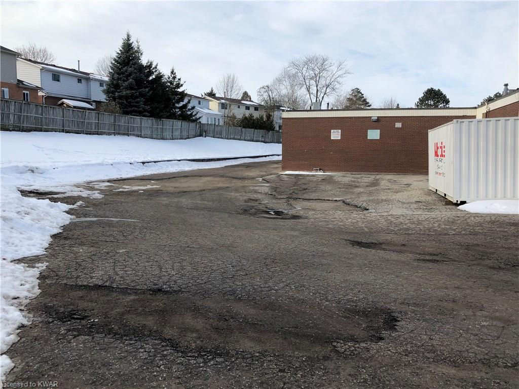 255 TOLL GATE Boulevard, Waterloo Ontario, Canada