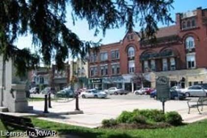 381-3 MIDDLE Street, Cambridge, Ontario, Canada