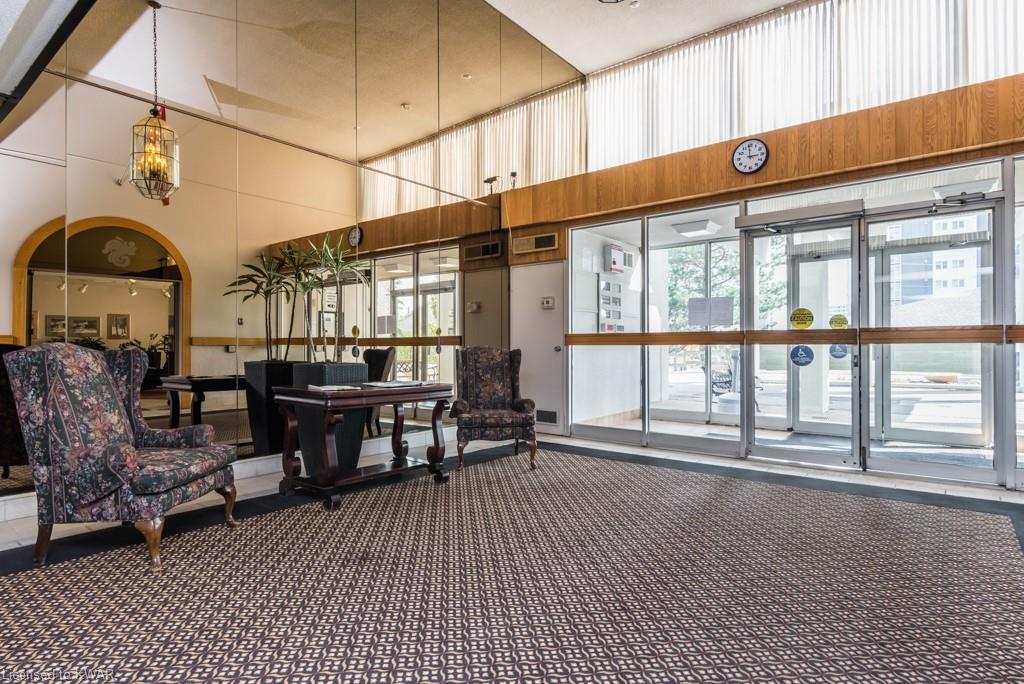 375 KING Street N Unit# 903, Waterloo, Ontario, Canada