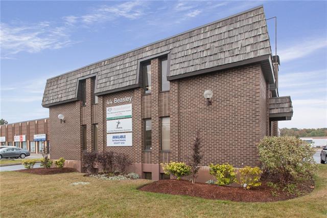 Main+upper 44 Beasley Drive, Kitchener Ontario, Canada