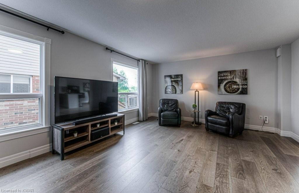 607 RUSH MEADOW Crescent, Kitchener, Ontario, Canada