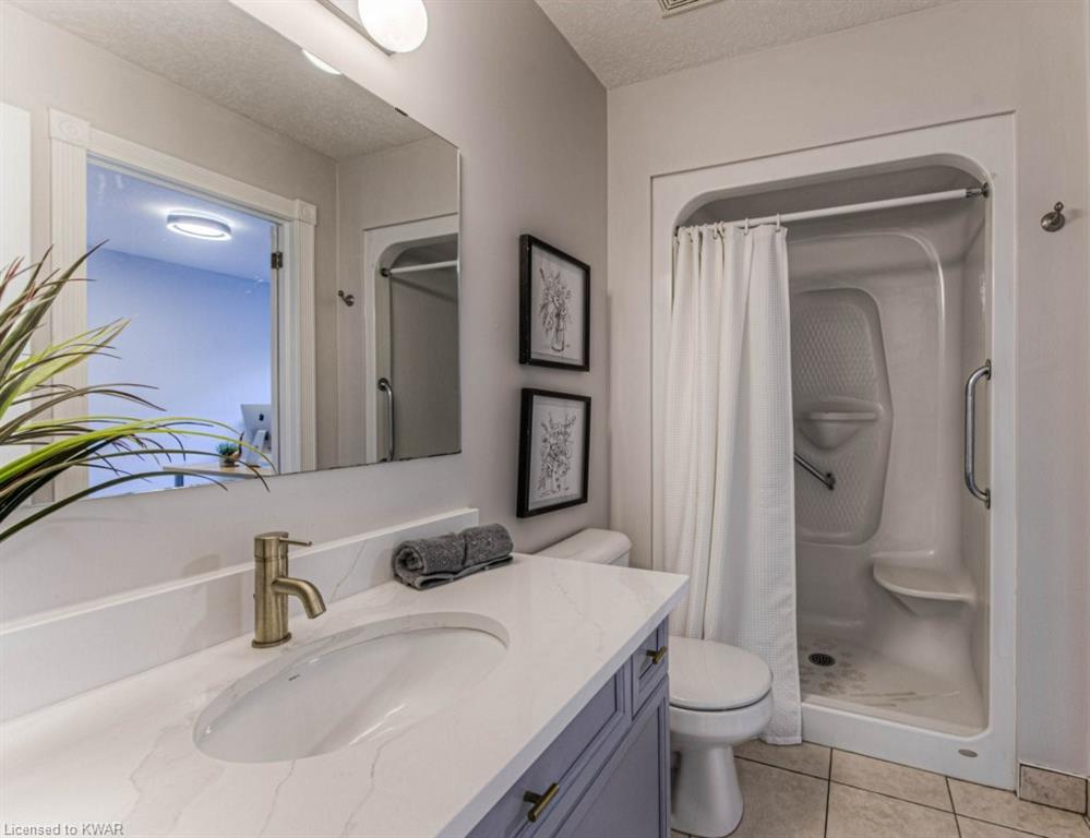 607 RUSH MEADOW Crescent, Kitchener, Ontario, Canada