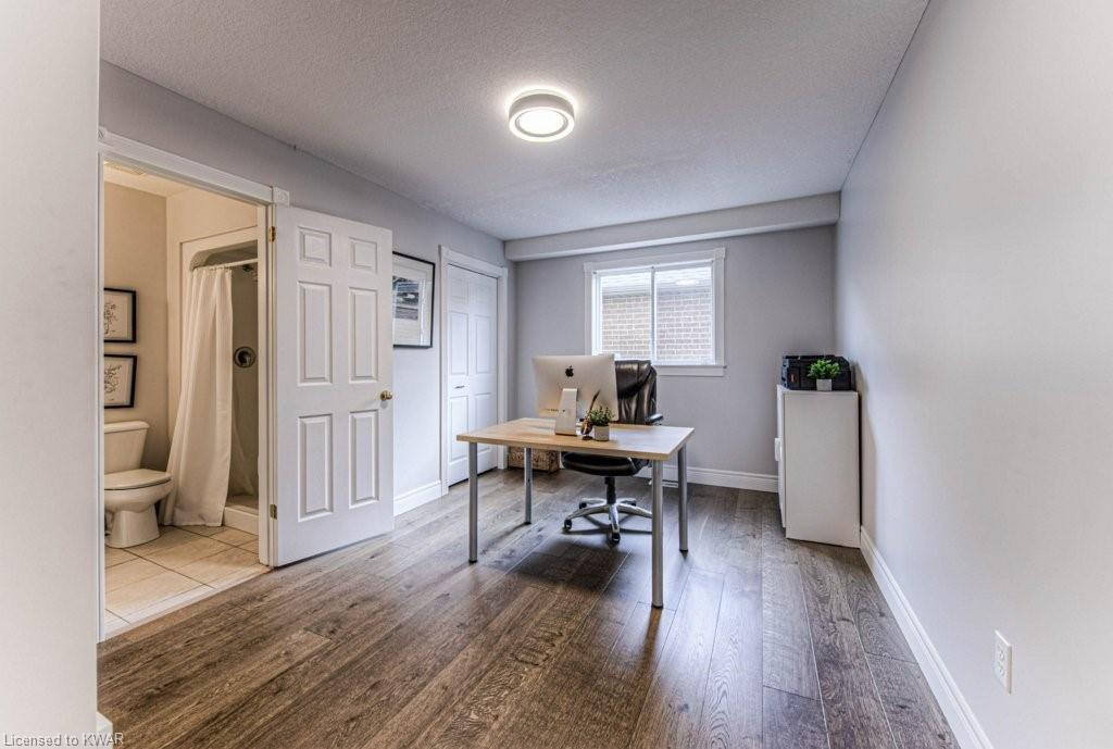607 RUSH MEADOW Crescent, Kitchener, Ontario, Canada