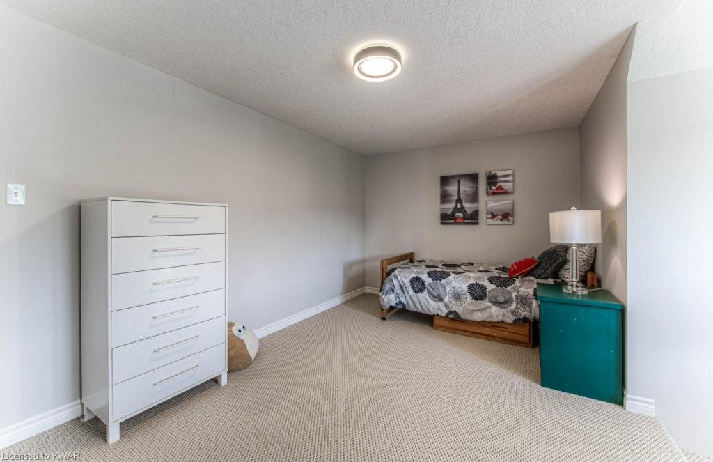 607 RUSH MEADOW Crescent, Kitchener, Ontario, Canada