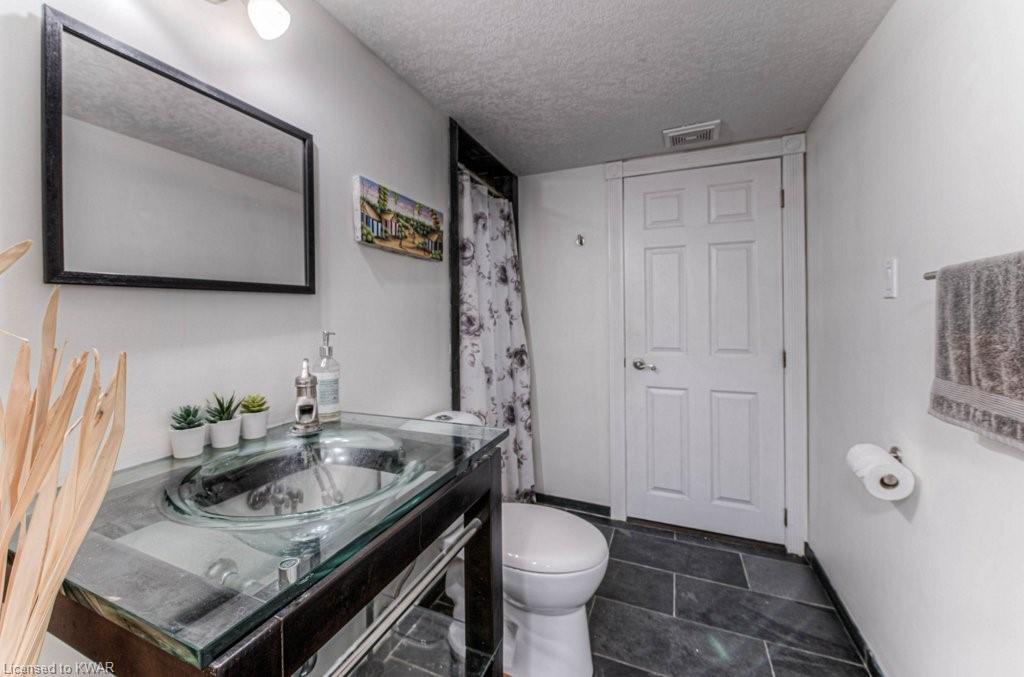 607 RUSH MEADOW Crescent, Kitchener, Ontario, Canada