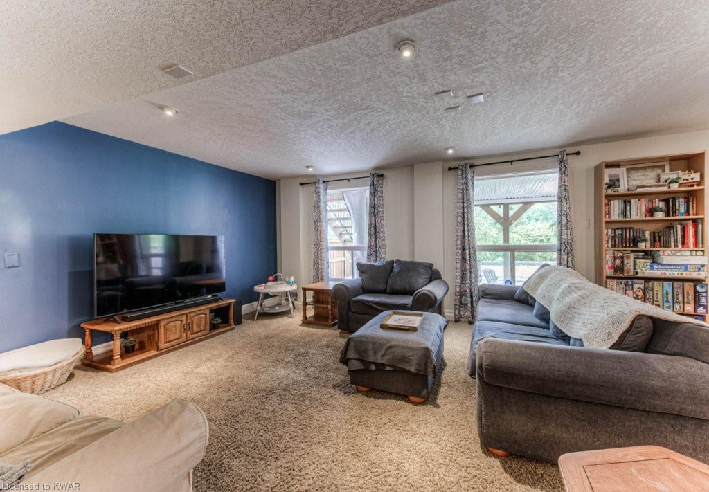 607 RUSH MEADOW Crescent, Kitchener, Ontario, Canada