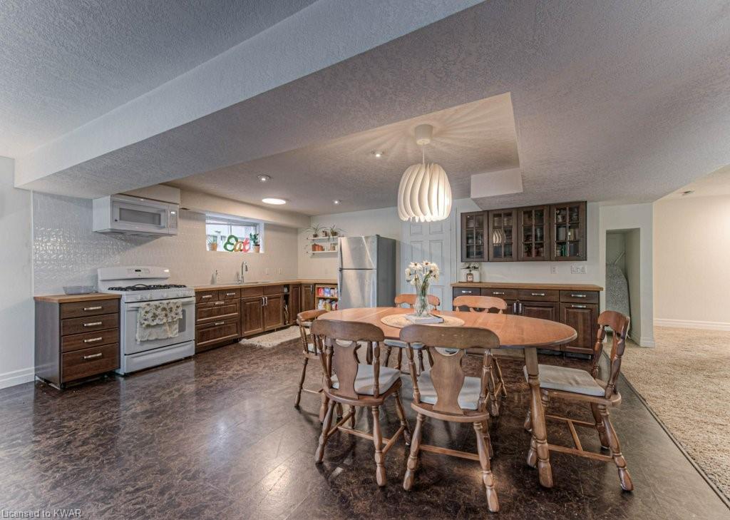 607 RUSH MEADOW Crescent, Kitchener, Ontario, Canada