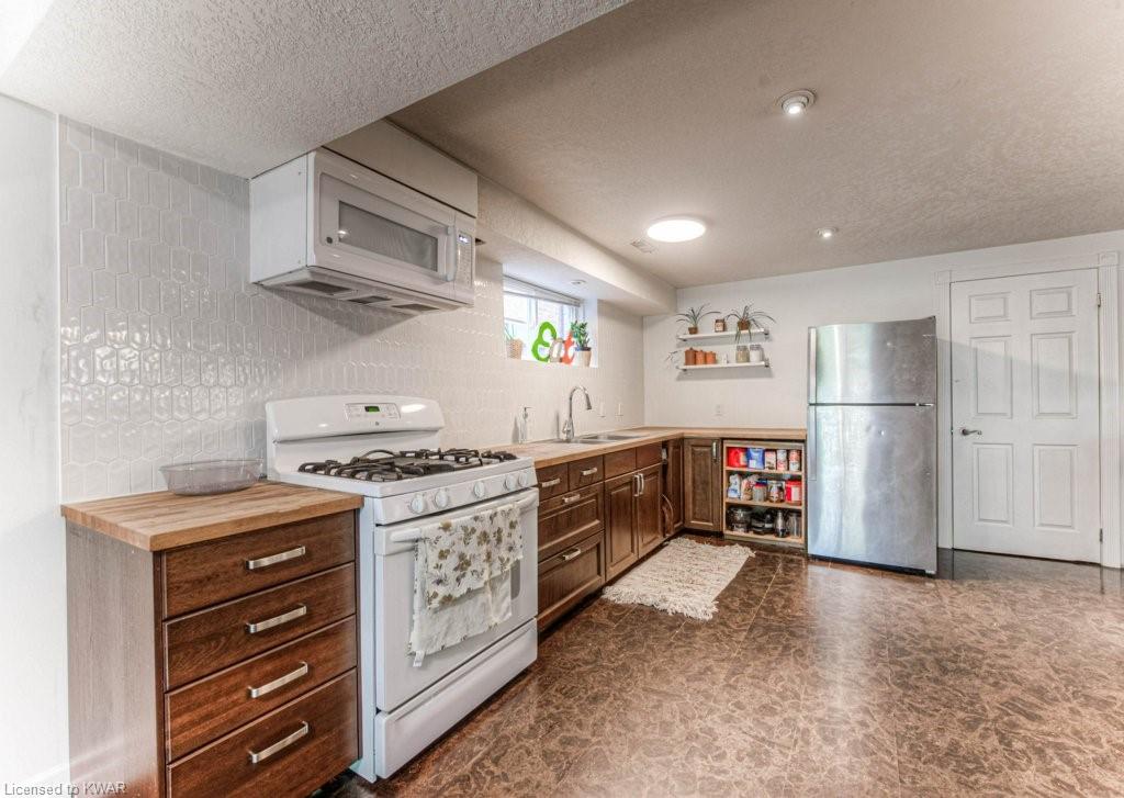 607 RUSH MEADOW Crescent, Kitchener, Ontario, Canada