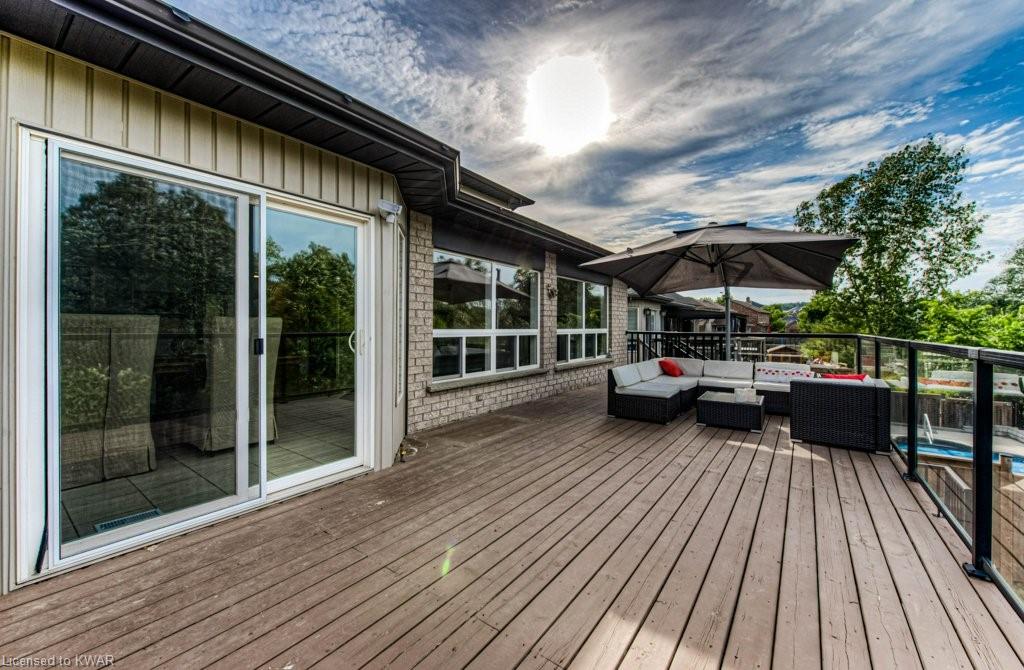 607 RUSH MEADOW Crescent, Kitchener, Ontario, Canada