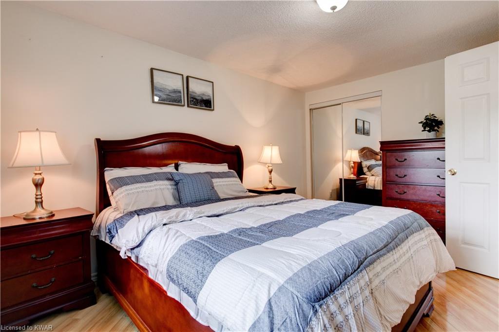 684 HILLVIEW Road, Cambridge, Ontario, Canada