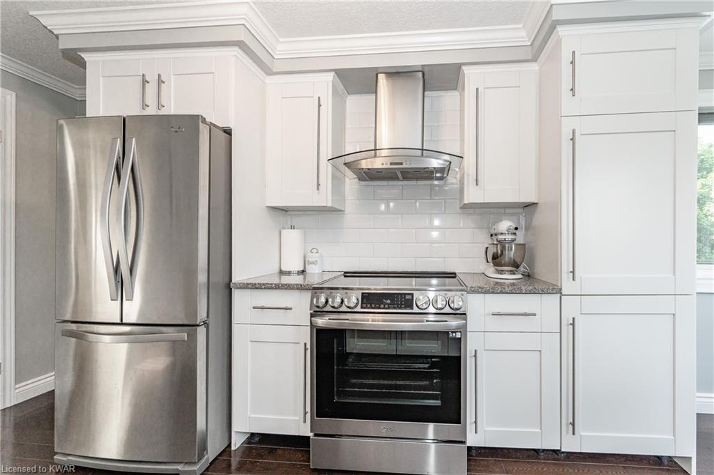 253 GRAND RIVER Boulevard, Kitchener, Ontario, Canada