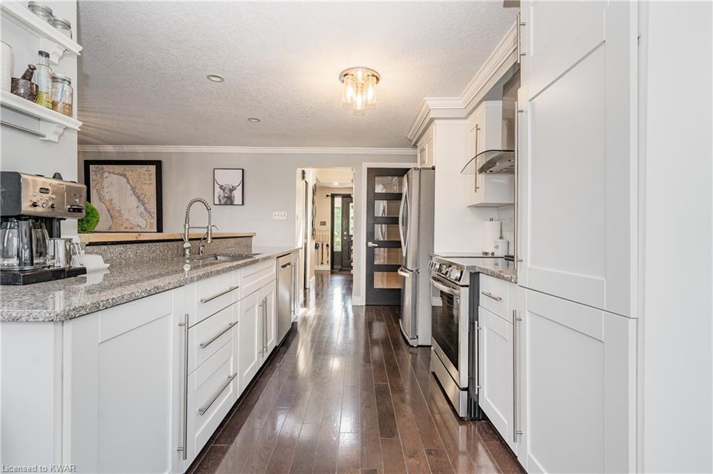 253 GRAND RIVER Boulevard, Kitchener, Ontario, Canada