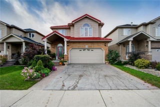 109 PORCHLIGHT Drive, Elmira Ontario, Canada