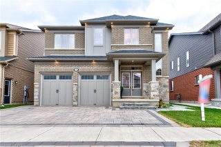 155 STEEPLECHASE Way, Waterloo Ontario, Canada