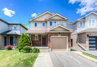 27 LEMONBALM Street, Kitchener Ontario, Canada
