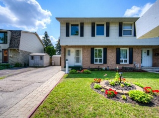 27 BRIAR KNOLL Drive, Kitchener Ontario, Canada