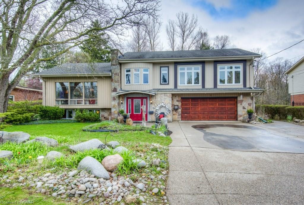 11 MARKETA Crescent, Kitchener Ontario, Canada