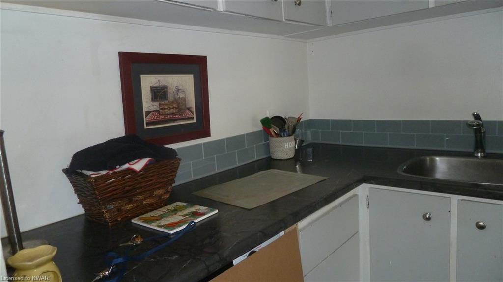 91 CONROY Crescent Unit# 307, Guelph, Ontario, Canada