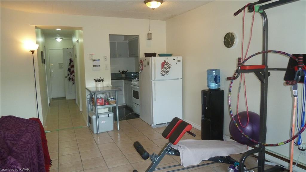 91 CONROY Crescent Unit# 307, Guelph, Ontario, Canada